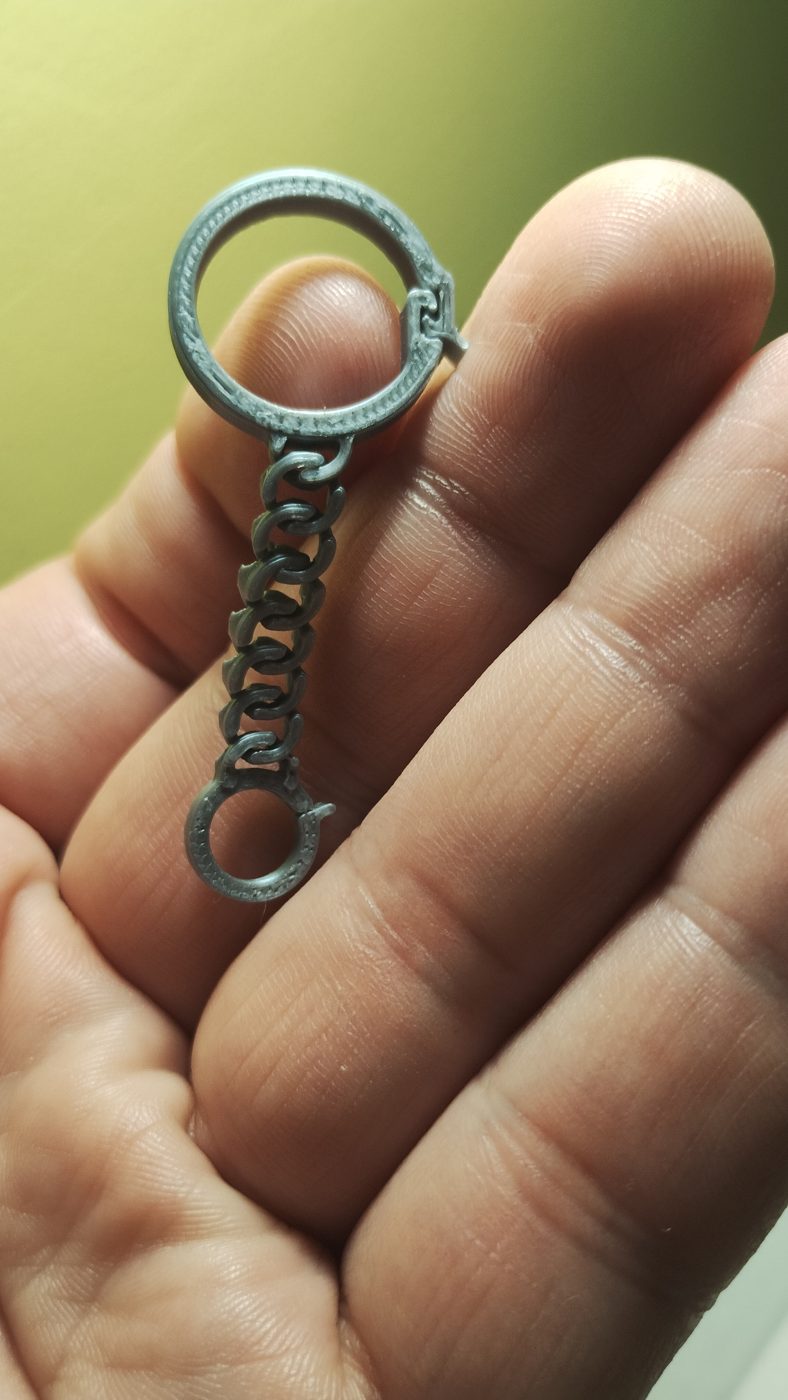 Pendant with chain