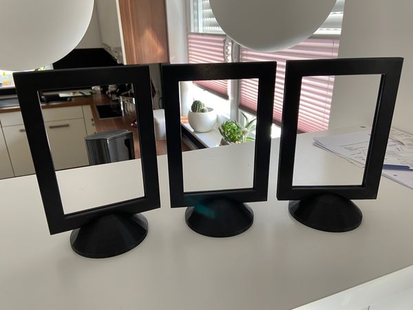 Simple Picture Frame w/ Stand
