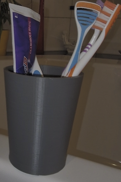 Cup/Becher